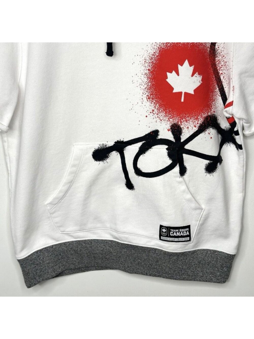 Hudson's Bay Team Canada Tokyo Olympic Hoodie Mens M Short Sleeve Graffiti White - Picture 4 of 15